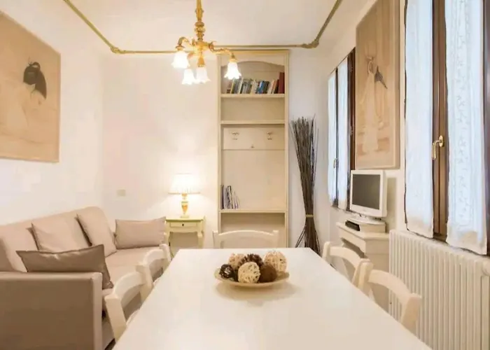 Ca' Briani Dx Appartement *